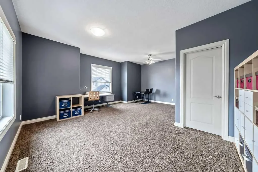 174 Arbour Vista Close NW Calgary AB T3G5P4