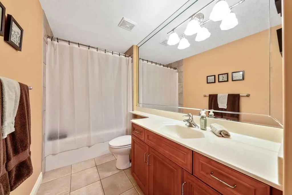 174 Arbour Vista Close NW Calgary AB T3G5P4