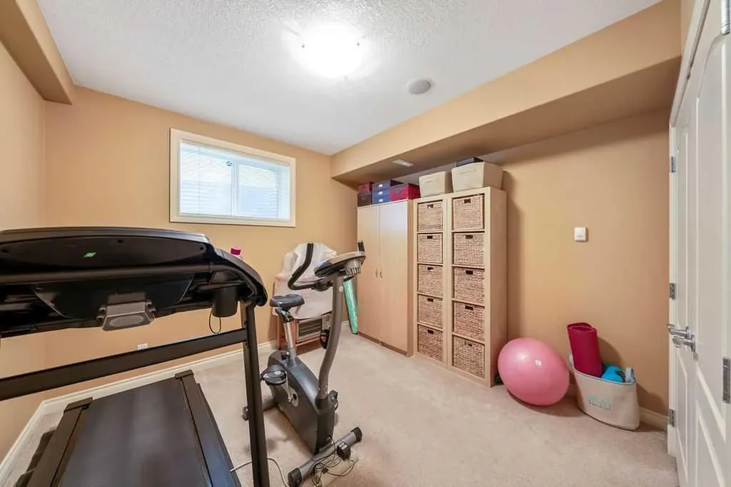 174 Arbour Vista Close NW Calgary AB T3G5P4
