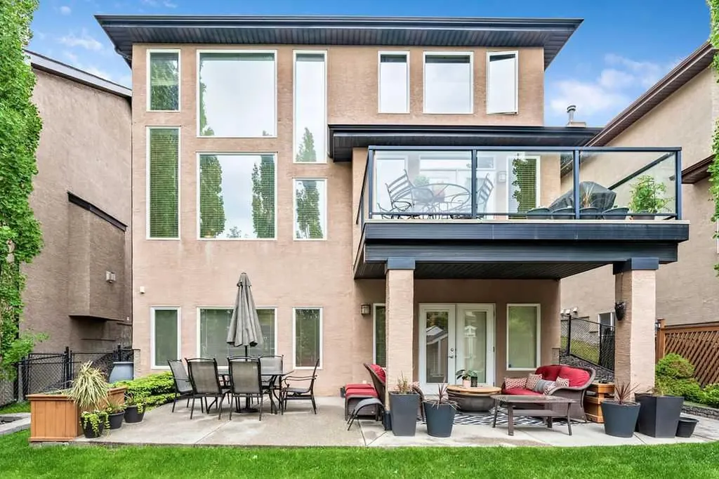 174 Arbour Vista Close NW Calgary AB T3G5P4