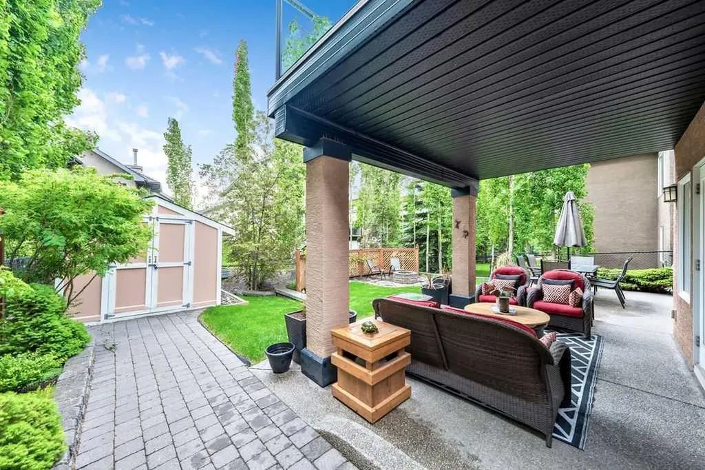 174 Arbour Vista Close NW Calgary AB T3G5P4
