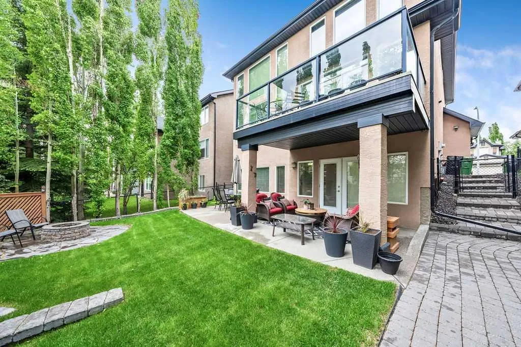 174 Arbour Vista Close NW Calgary AB T3G5P4
