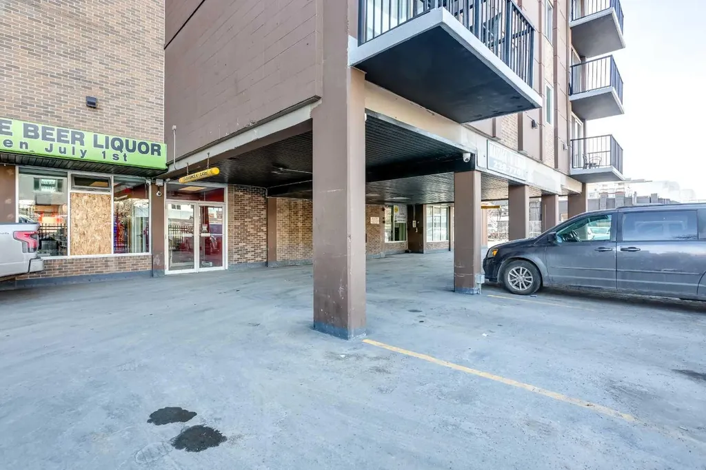 519 17 Avenue SW Calgary AB t2s0a9