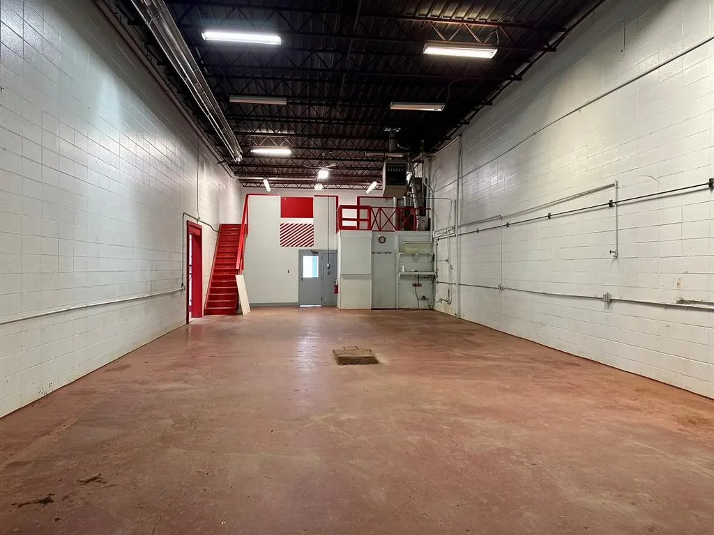 9508 110 Street Grande Prairie AB T8V 5V9