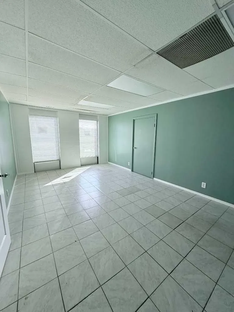 9508 110 Street Grande Prairie AB T8V 5V9