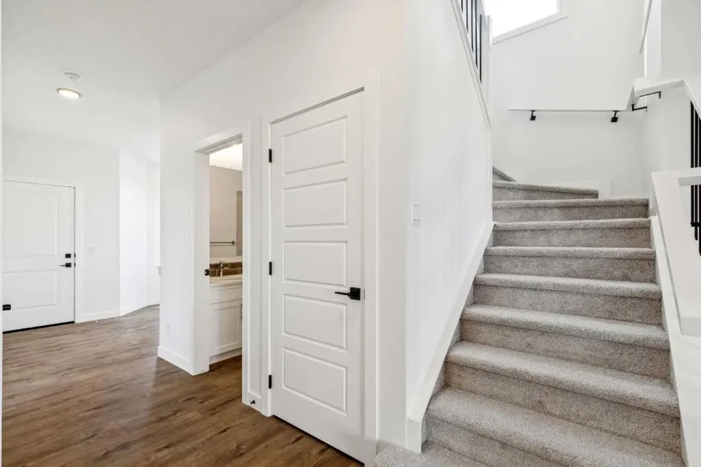 436 Bridgeport Glen Chestermere AB T1X3E1