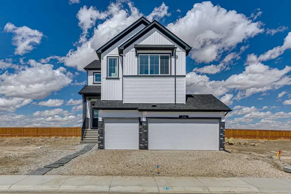 436 Bridgeport Glen Chestermere AB T1X3E1