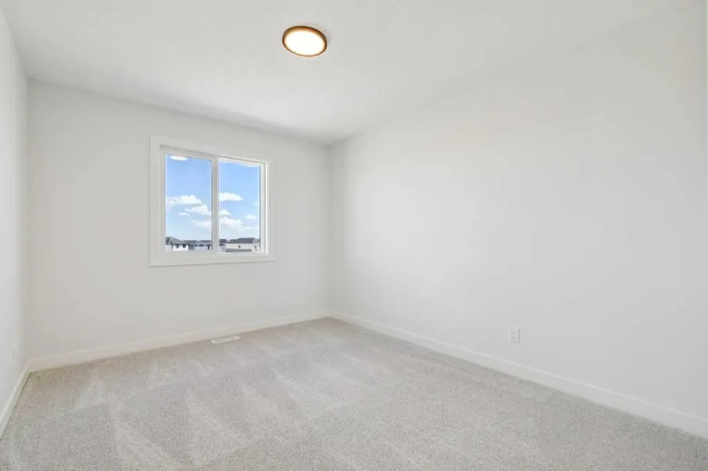 436 Bridgeport Glen Chestermere AB T1X3E1