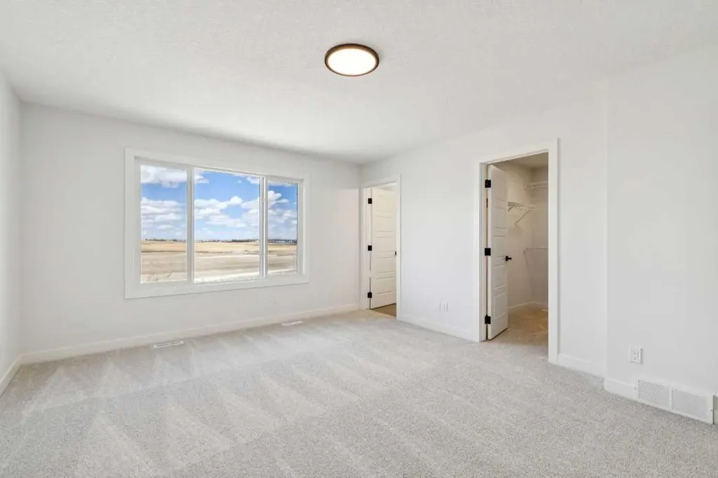 436 Bridgeport Glen Chestermere AB T1X3E1