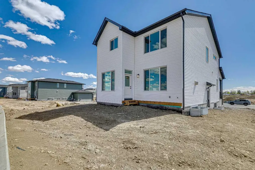 436 Bridgeport Glen Chestermere AB T1X3E1