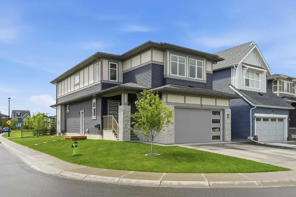 15 Lawrence Green SE Airdrie AB T4A 3M9