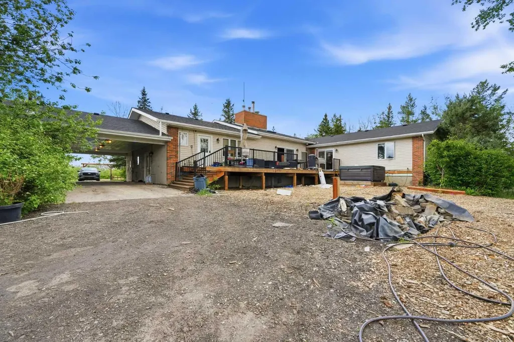 265190 Panorama Road Balzac AB T4B 3L5