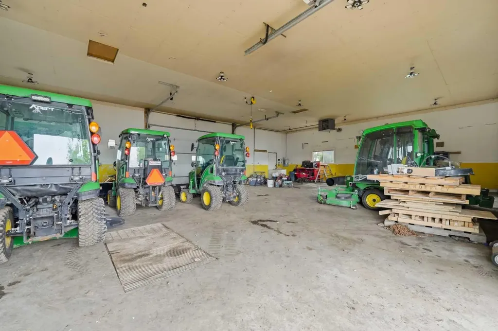 265190 Panorama Road Balzac AB T4B 3L5