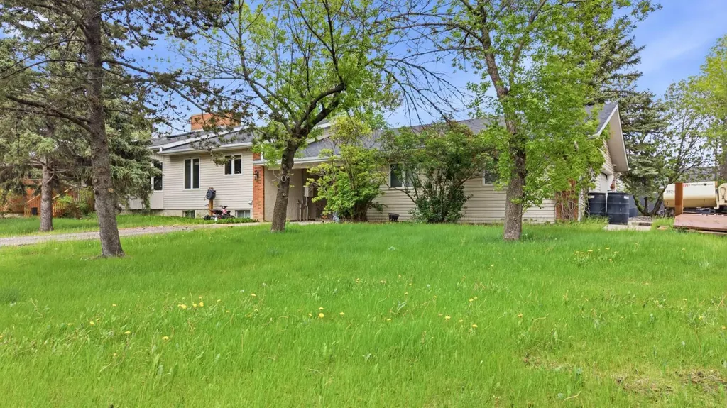 265190 Panorama Road Balzac AB T4B 3L5
