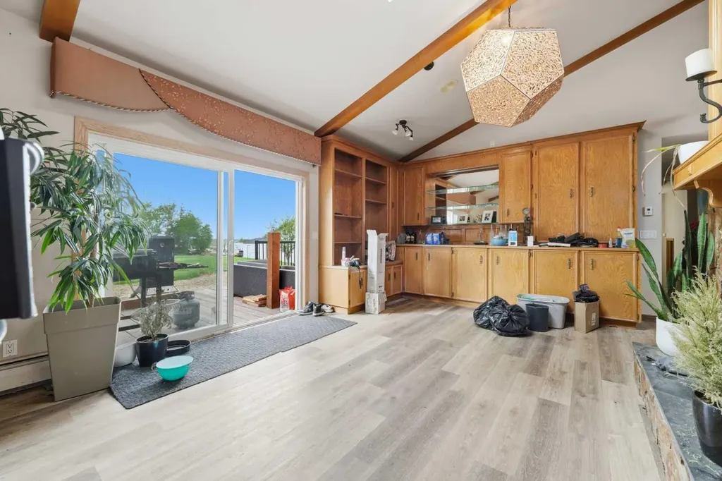 265190 Panorama Road Balzac AB T4B 3L5