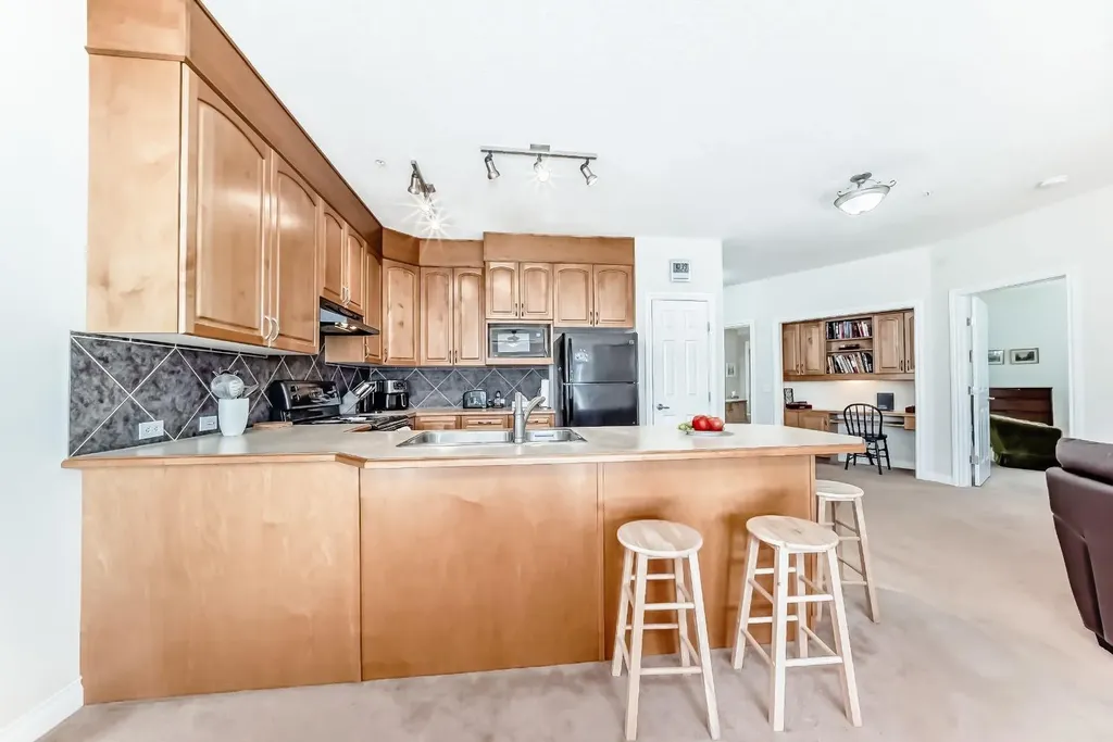 3000 Marda Link SW Calgary AB T2T 6C8