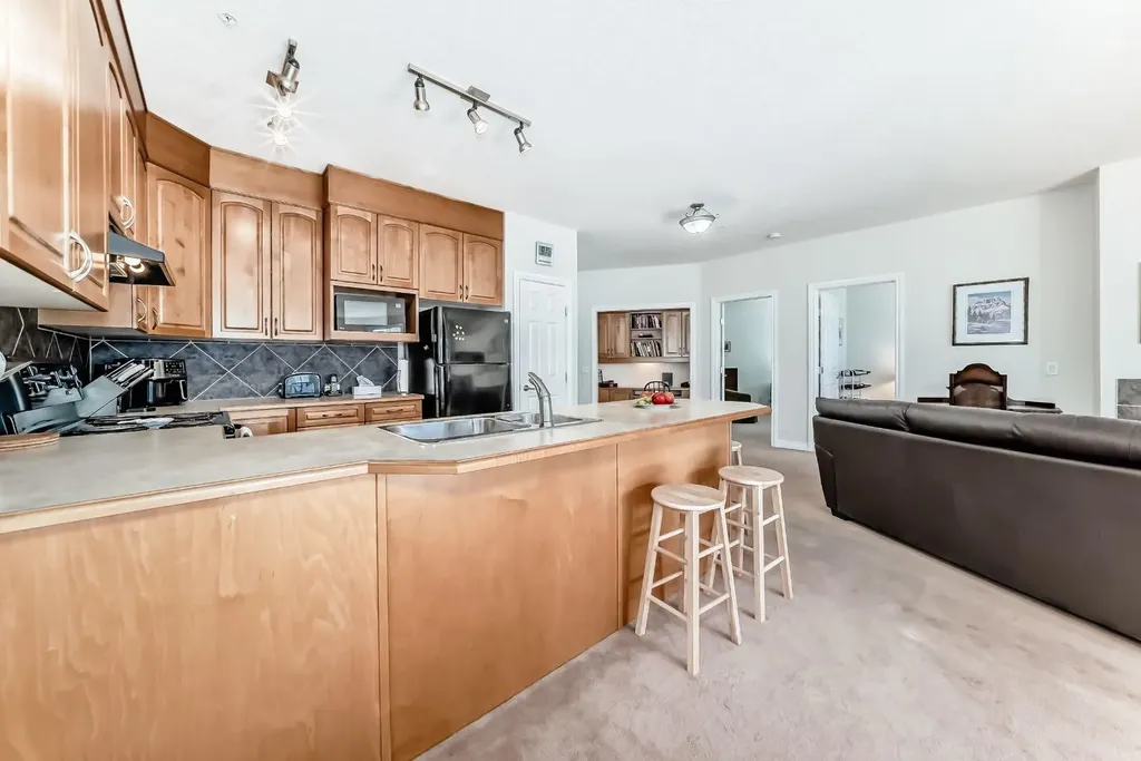 3000 Marda Link SW Calgary AB T2T 6C8