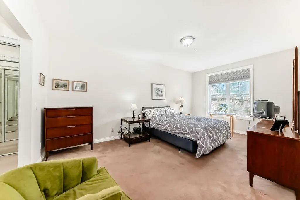 3000 Marda Link SW Calgary AB T2T 6C8