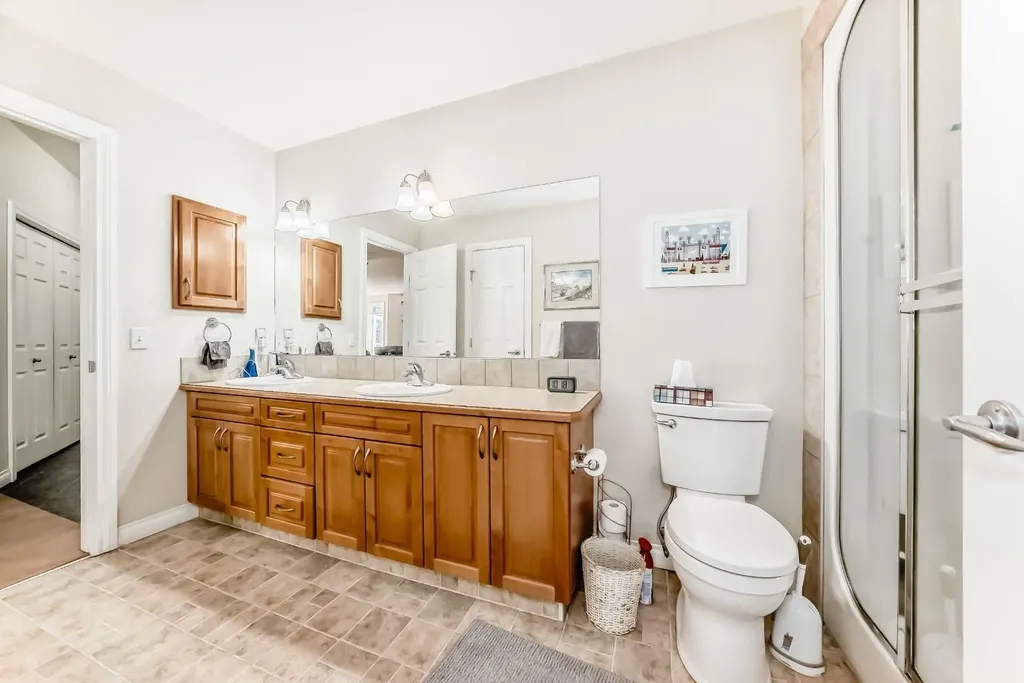 3000 Marda Link SW Calgary AB T2T 6C8