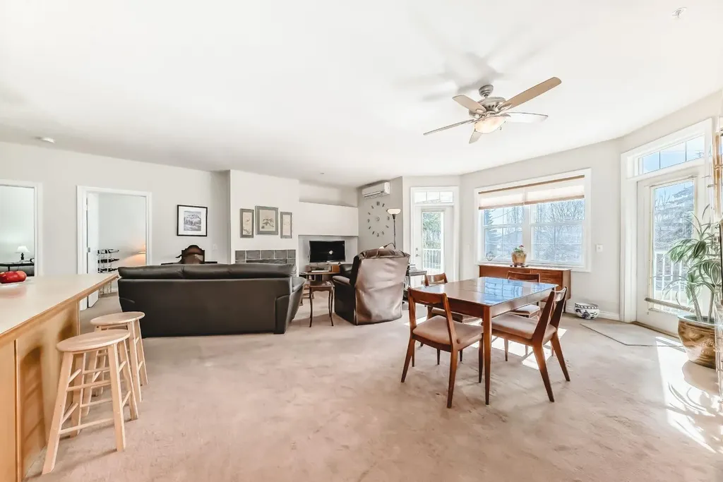 3000 Marda Link SW Calgary AB T2T 6C8