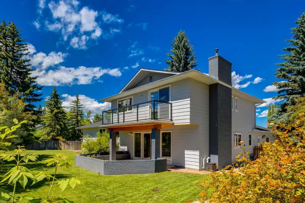 416 Oakhill Place SW Calgary AB T2V 3X6