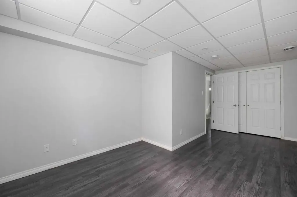 105 Hill Drive Fort Mcmurray AB T9H 2B4