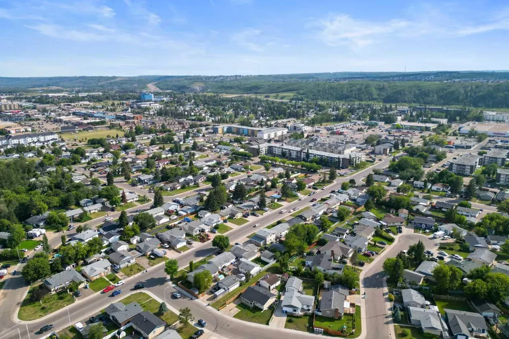 105 Hill Drive Fort Mcmurray AB T9H 2B4