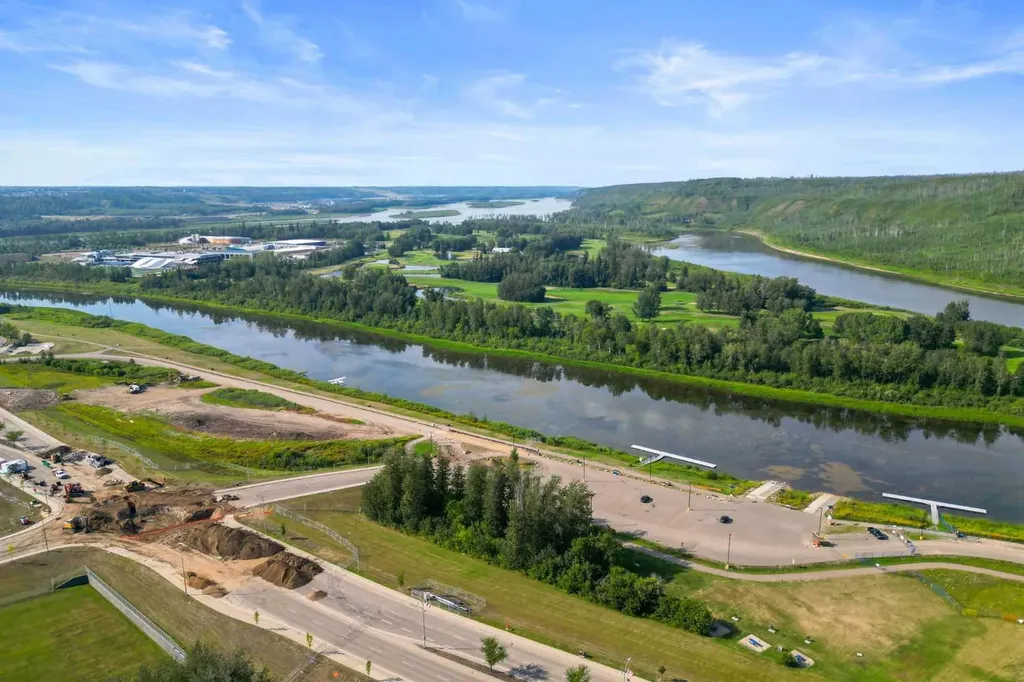 105 Hill Drive Fort Mcmurray AB T9H 2B4