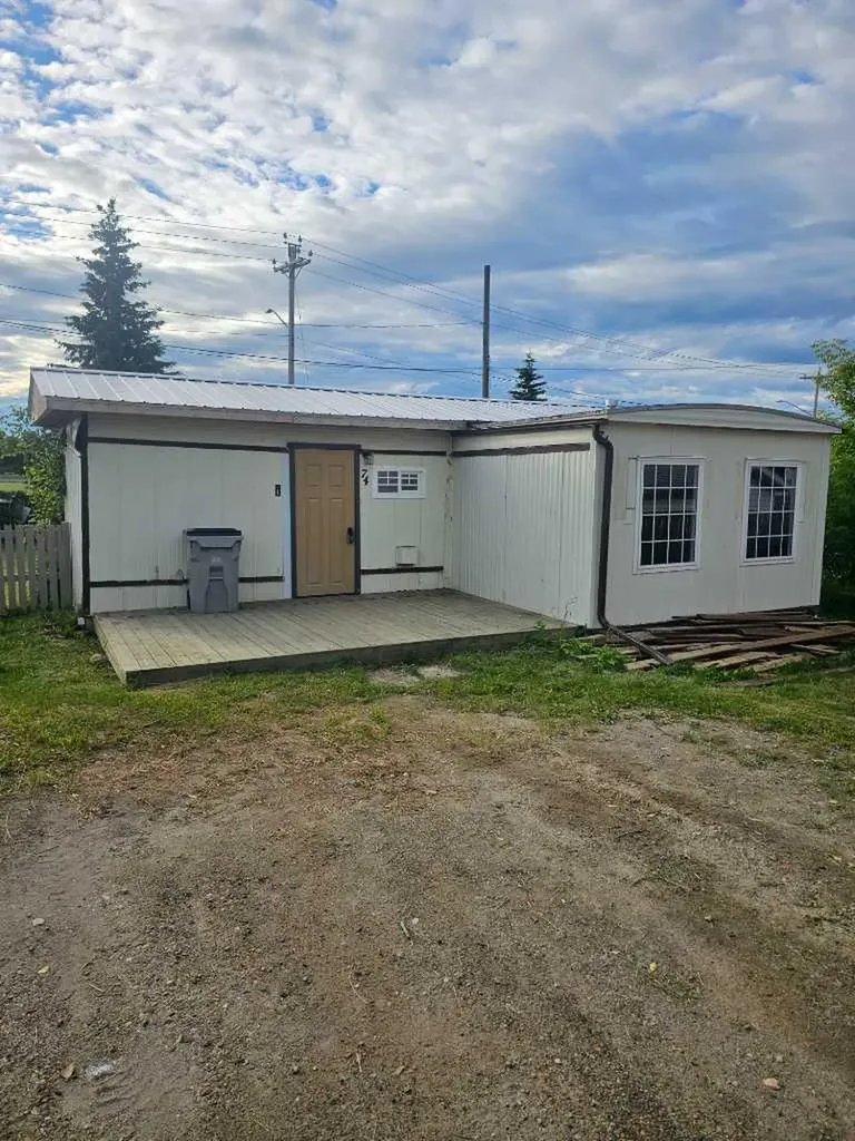 810 56 Street Edson AB T7E 1P4