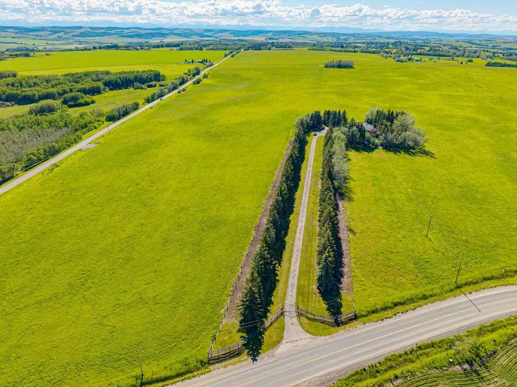 198189 64 Street W Rural Foothills County AB T1S0R6