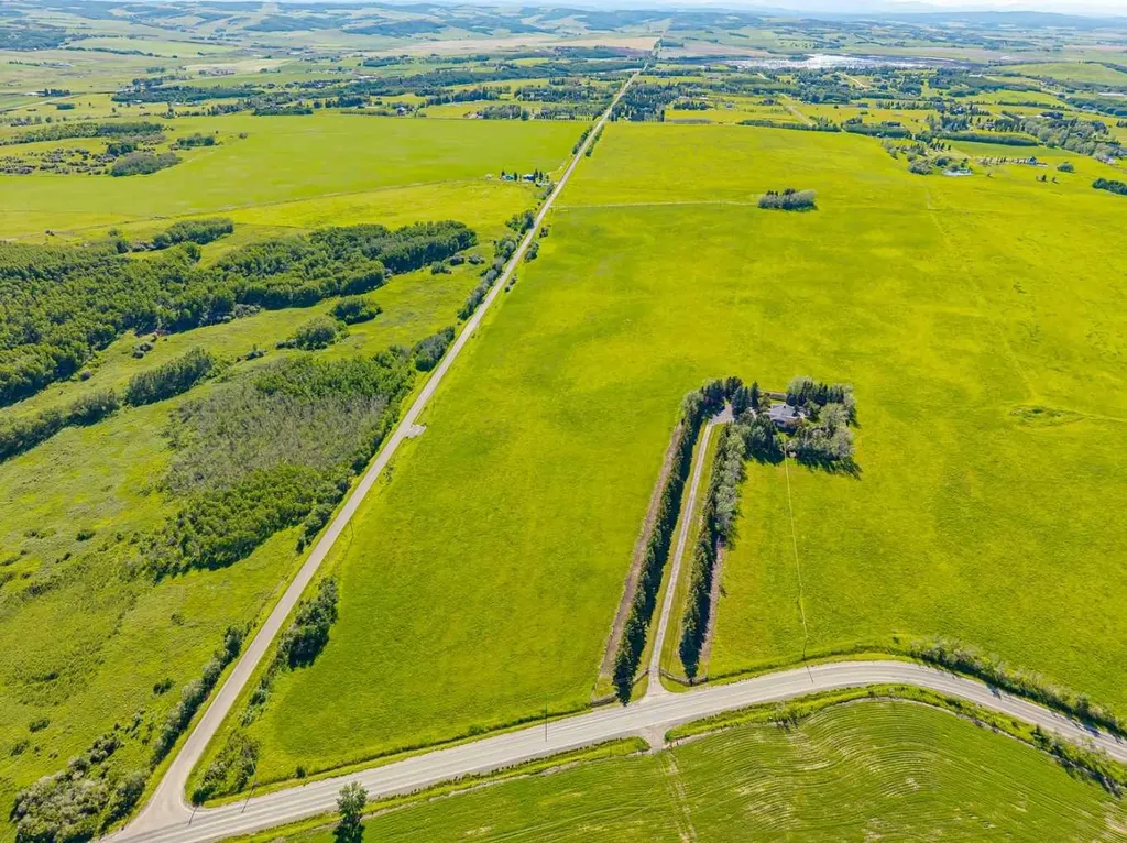 198189 64 Street W Rural Foothills County AB T1S0R6