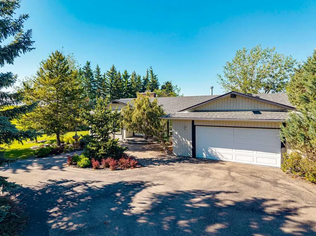 198189 64 Street W Rural Foothills County AB T1S0R6