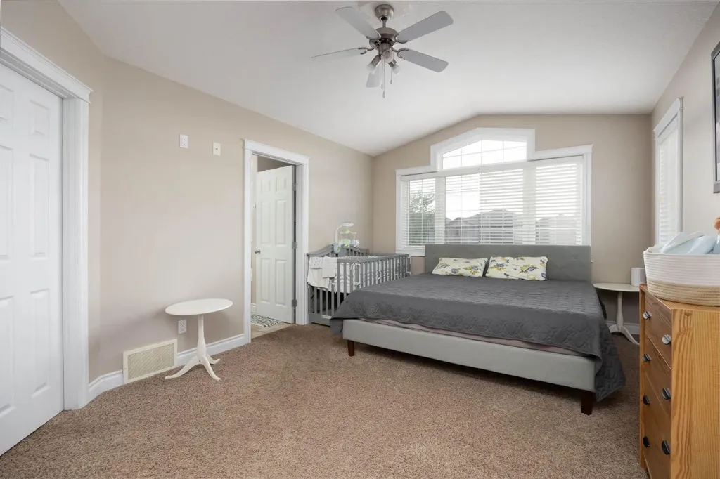 180 Mountain Avens Crescent Fort Mcmurray AB T9K 1Y1