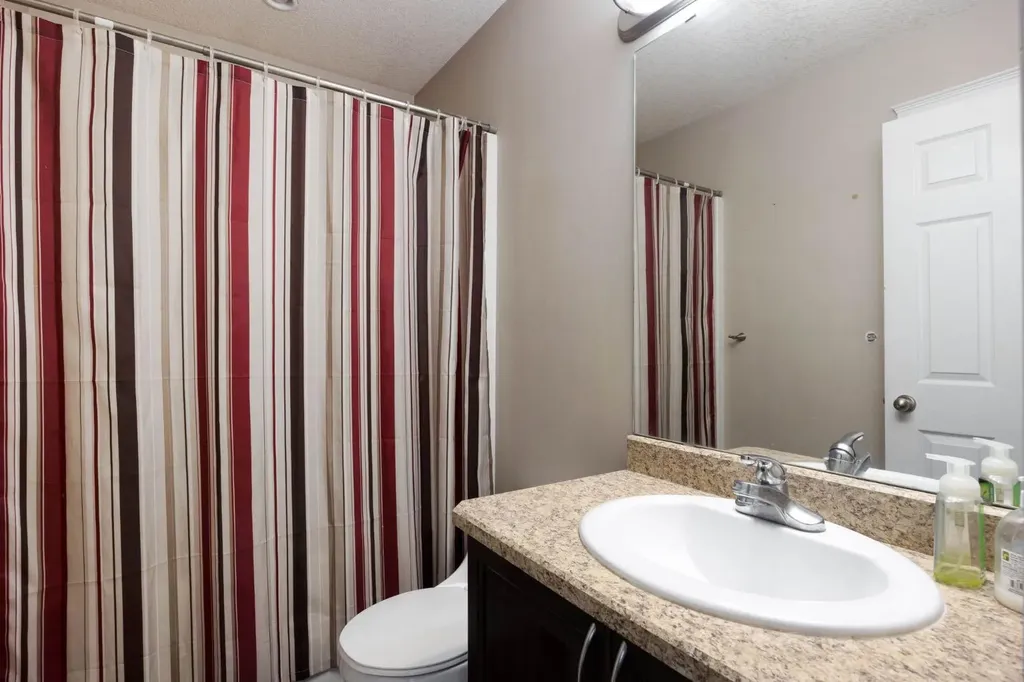 180 Mountain Avens Crescent Fort Mcmurray AB T9K 1Y1