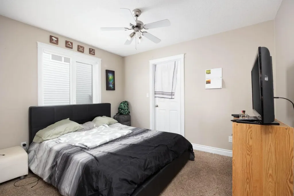 180 Mountain Avens Crescent Fort Mcmurray AB T9K 1Y1