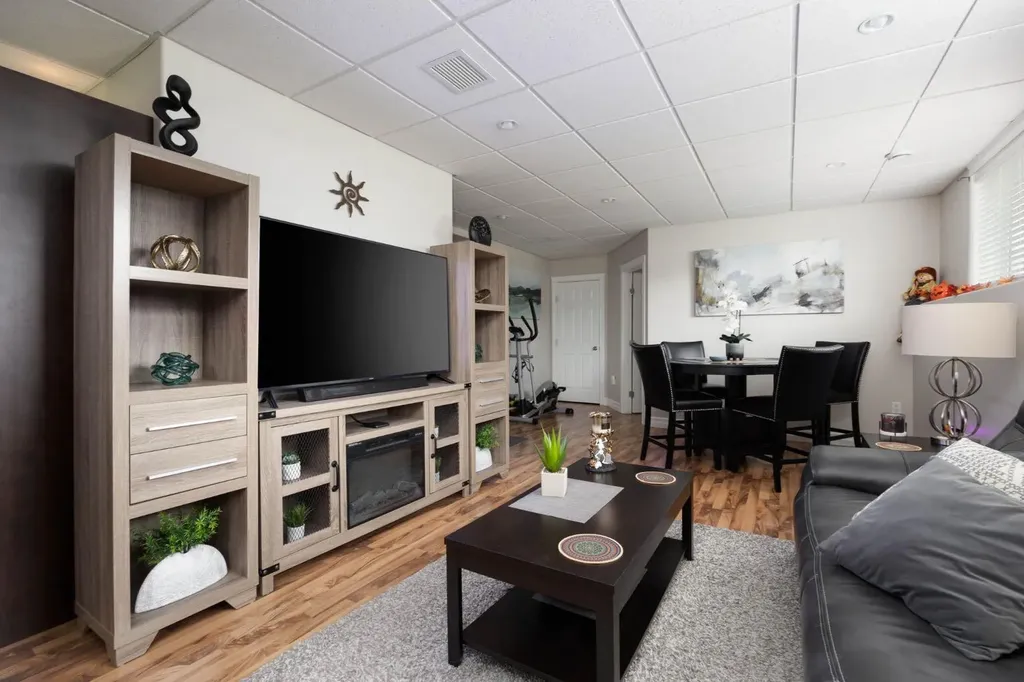 180 Mountain Avens Crescent Fort Mcmurray AB T9K 1Y1