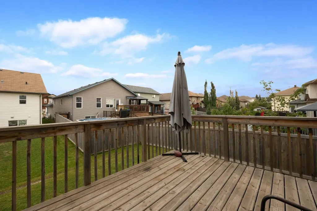180 Mountain Avens Crescent Fort Mcmurray AB T9K 1Y1