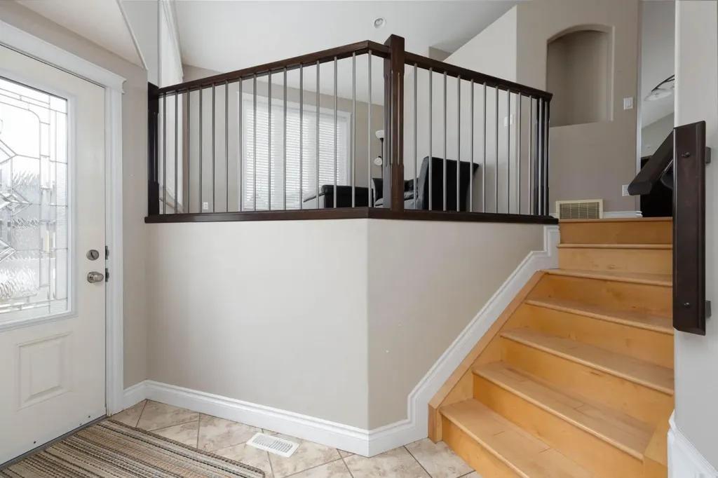 180 Mountain Avens Crescent Fort Mcmurray AB T9K 1Y1