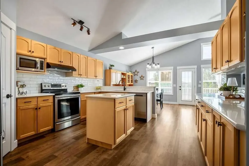 43 Cimarron Park Green Okotoks AB T1S 2K2