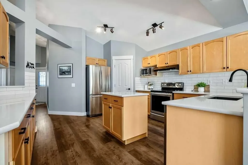 43 Cimarron Park Green Okotoks AB T1S 2K2