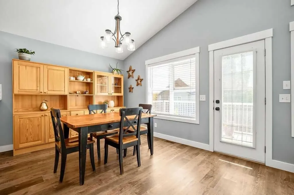 43 Cimarron Park Green Okotoks AB T1S 2K2