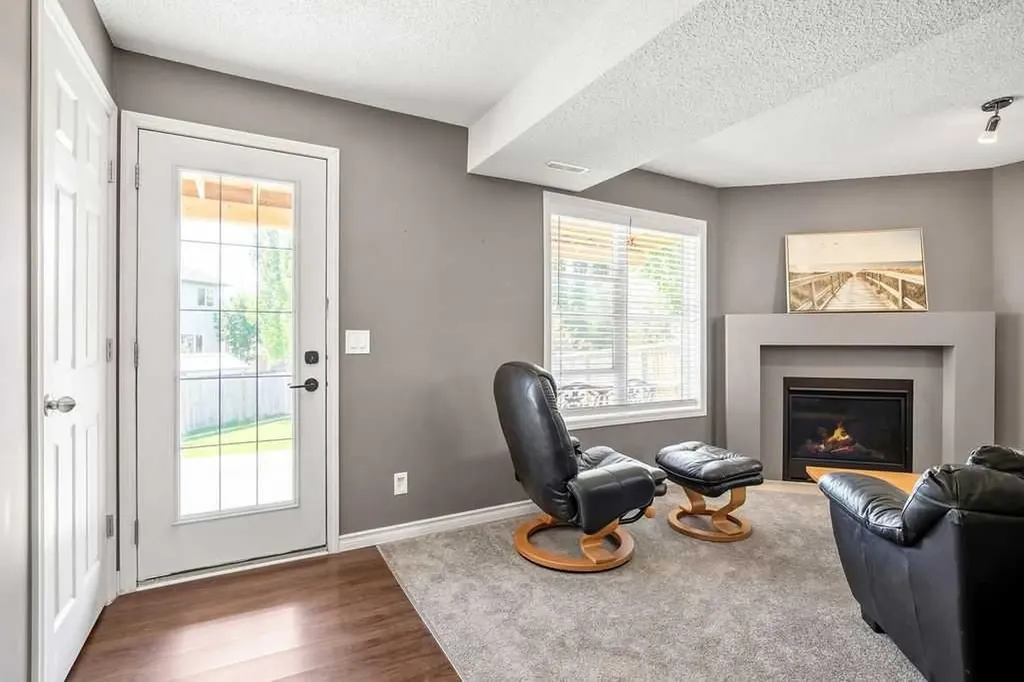 43 Cimarron Park Green Okotoks AB T1S 2K2