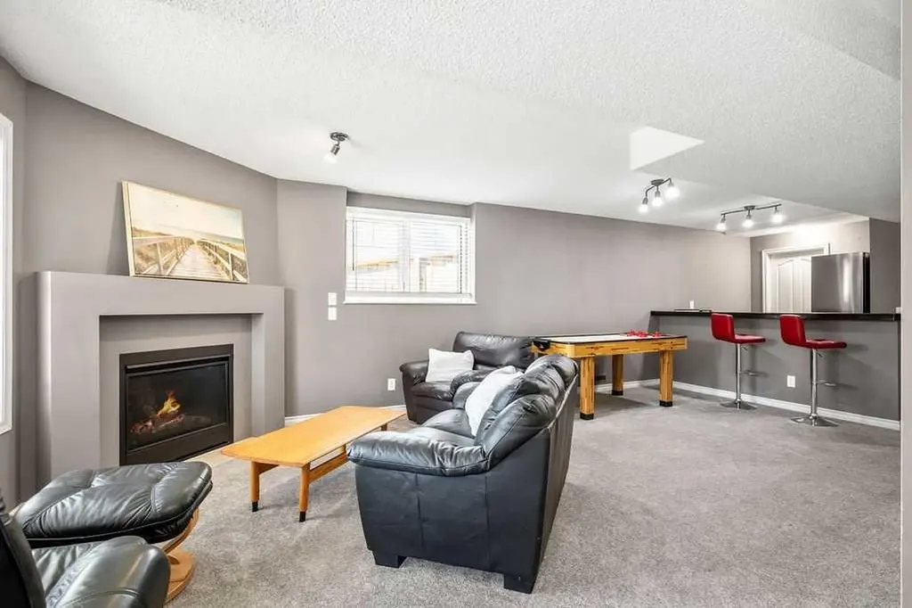 43 Cimarron Park Green Okotoks AB T1S 2K2