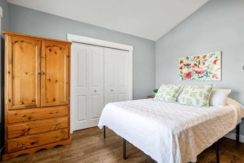 43 Cimarron Park Green Okotoks AB T1S 2K2