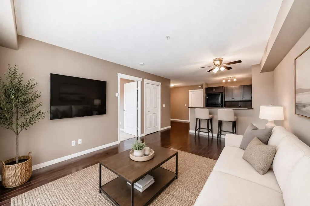 115 Prestwick Villas SE Calgary AB T2Z 0M8