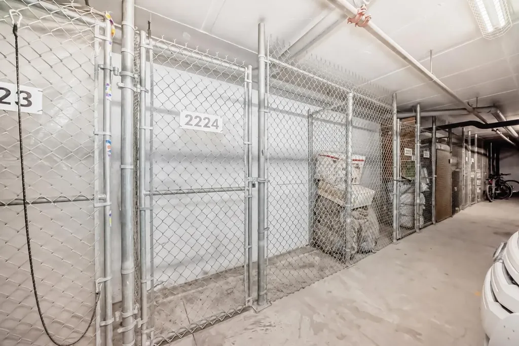 115 Prestwick Villas SE Calgary AB T2Z 0M8