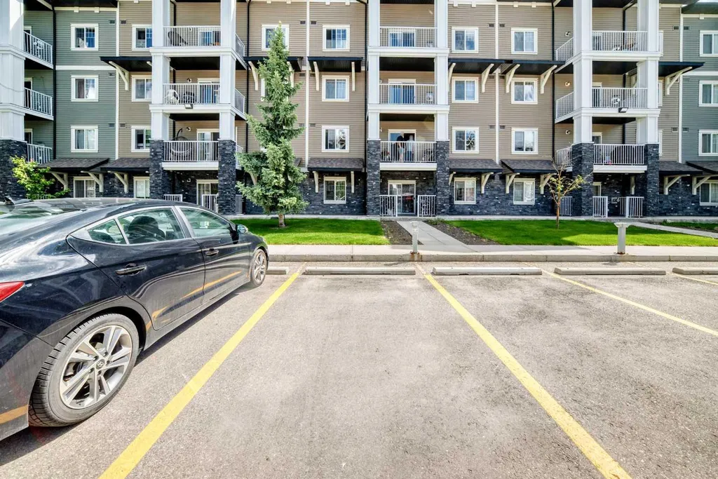 115 Prestwick Villas SE Calgary AB T2Z 0M9
