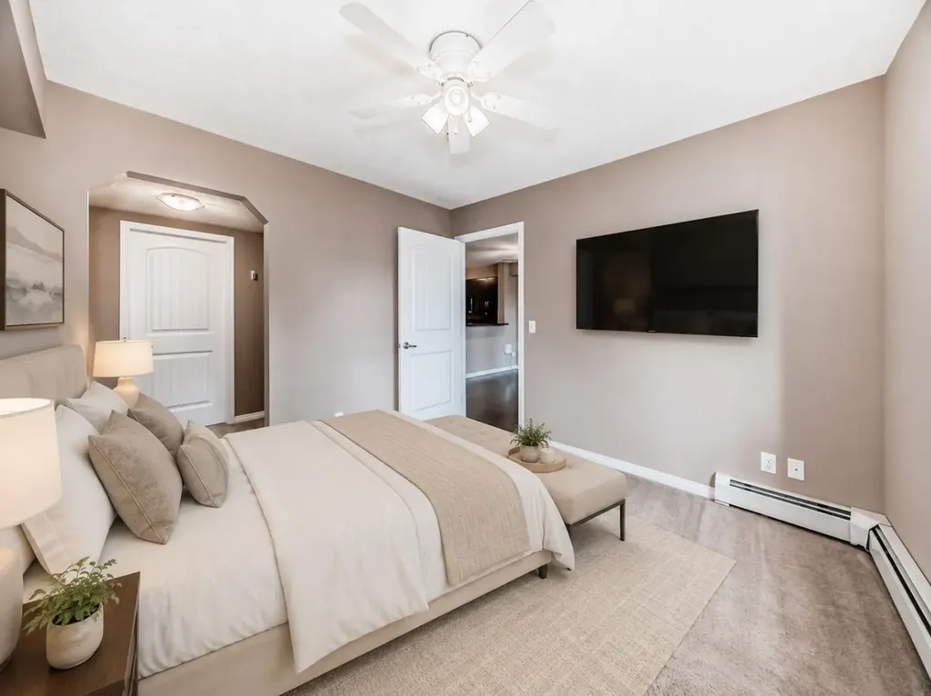 115 Prestwick Villas SE Calgary AB T2Z 0M8