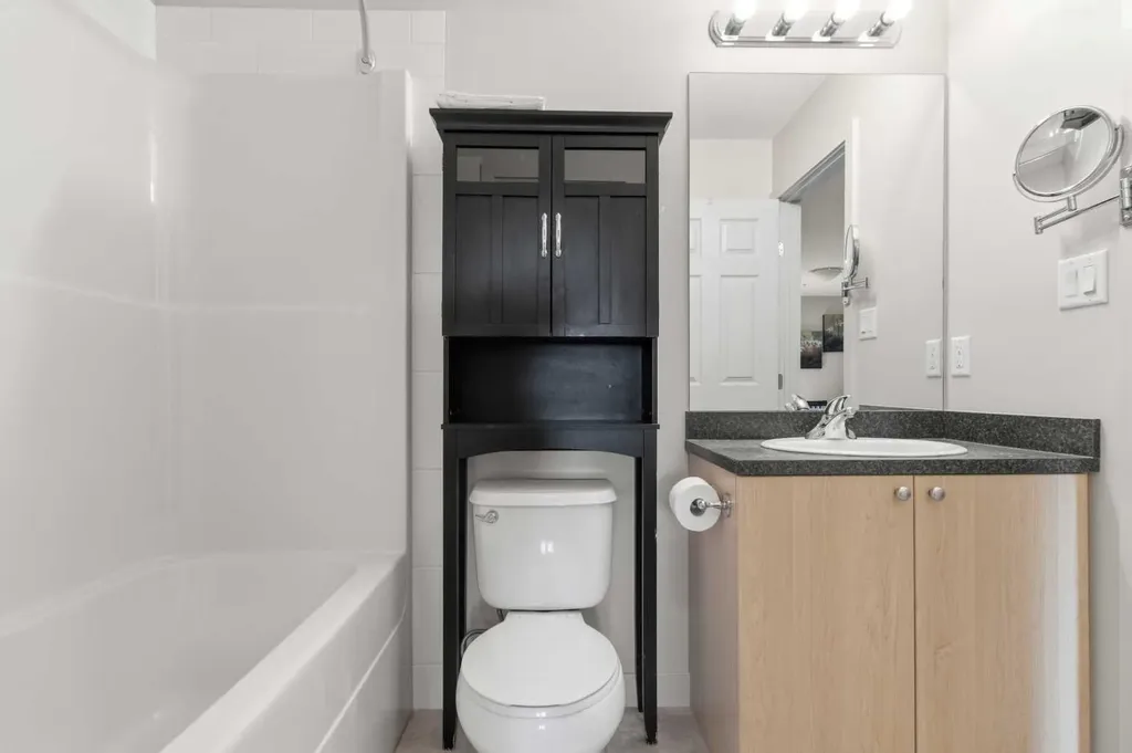 8528 Manning Avenue Fort Mcmurray AB T9H5G2