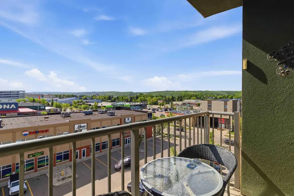 8528 Manning Avenue Fort Mcmurray AB T9H5G2